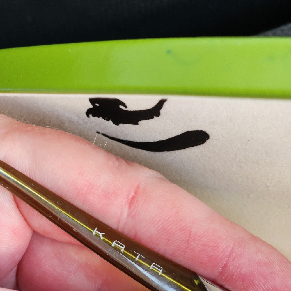 KATE SPADE SUNGLASS CASE AND KATA SUNGLASSES - Picture 6 of 6